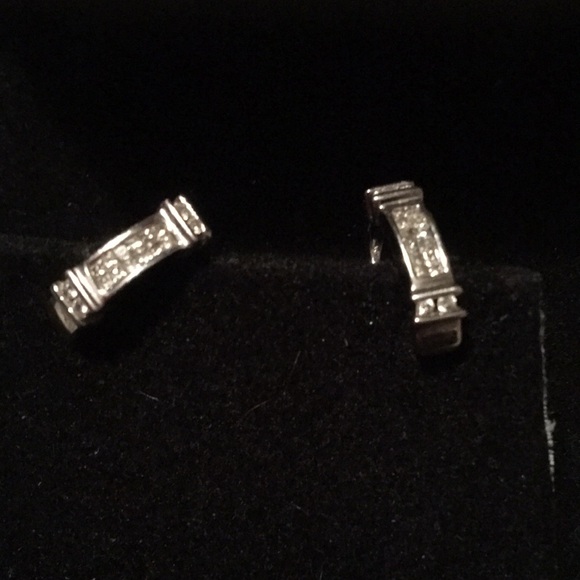 Gorgeous 14K white gold earrings with diamonds - Picture 6 of 7